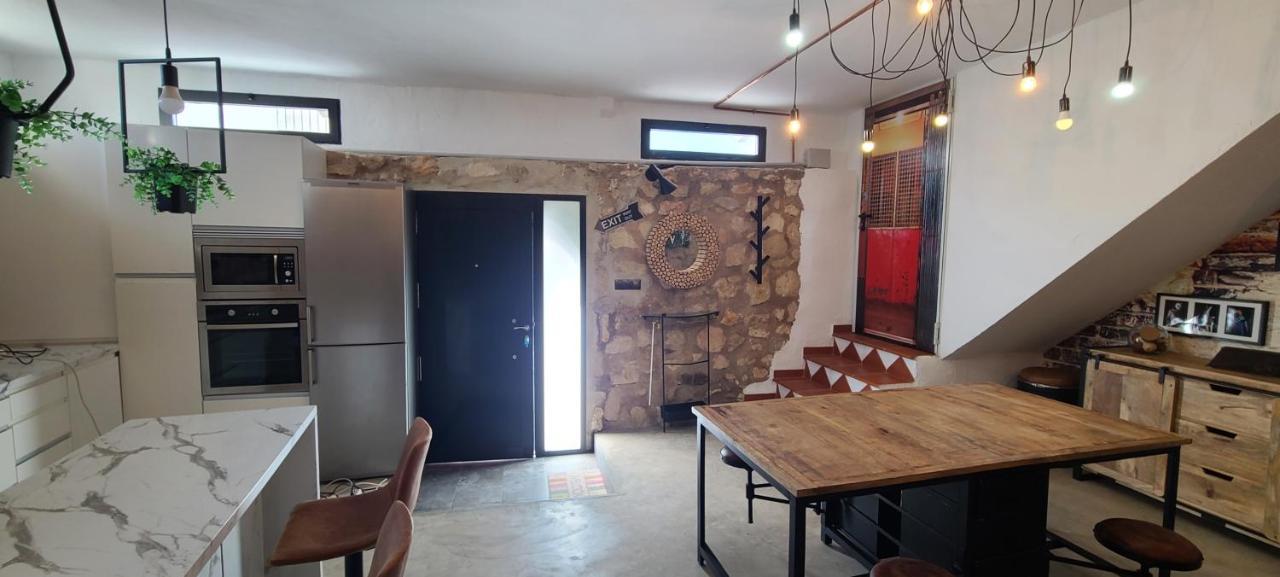Casa Cueva A-tipica *