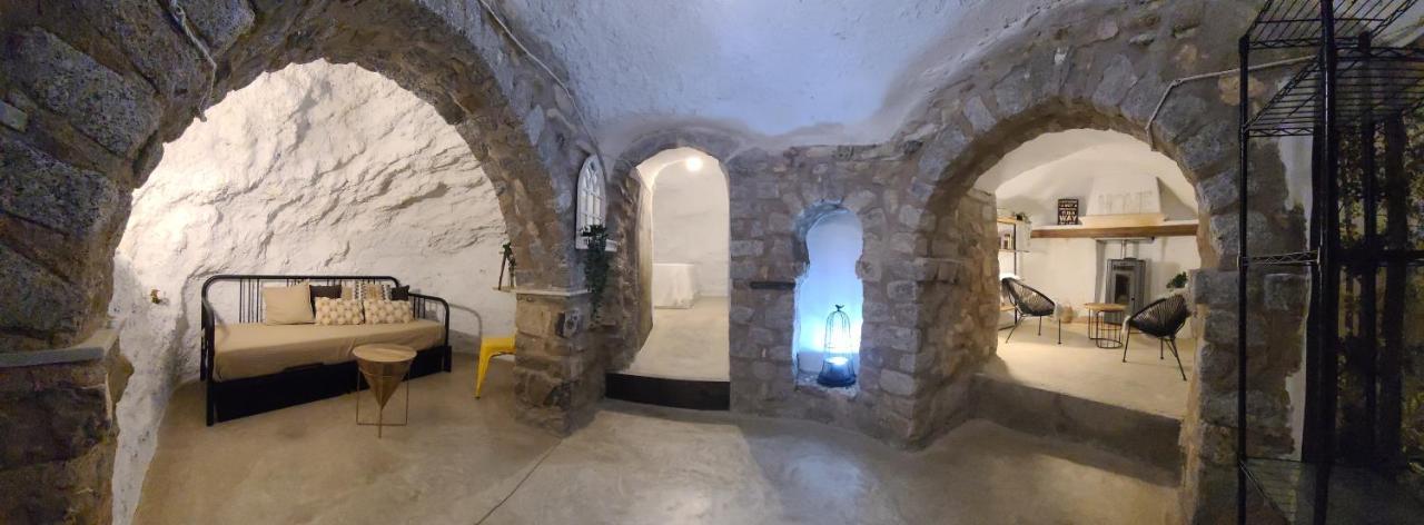 Casa Cueva A-tipica Holiday home Pegalajar